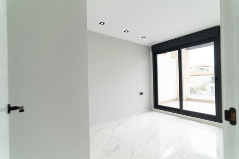 Villa i Punta Prima, Alicante, Punta Prima - € 699.900 | Ref: N-84678 - foto 25