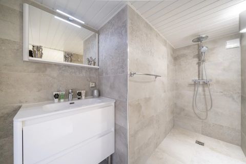 Villa i Antibes, Alpes-Maritimes, Antibes - € 1.450.000 | Ref: HH-15456536 - foto 15