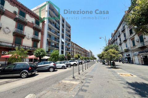 Erhvervsejendom i Naples, Naples, Naples - € 130.000 | Ref: VIALE MARGHERITA - foto 1