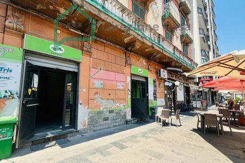 Erhvervsejendom i Naples, Naples, Naples - € 130.000 | Ref: VIALE MARGHERITA - foto 3