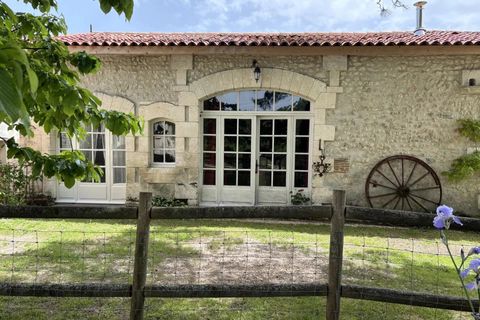 Villa i Aubeterre-sur-Dronne, Charente, Aubeterre-sur-Dronne - € 480.000 | Ref: BVI80823 - foto 12