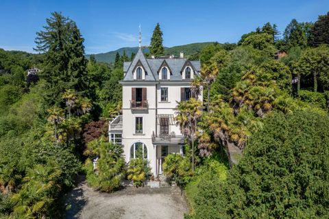 Villa i Luino, Varese, Luino - € 2.950.000 | Ref: T9102-251117 - foto 2