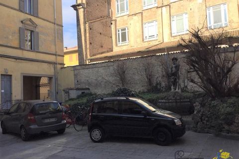 Wohnung in Parma, Parma, Parma - € 1.000/Monat | Ref: IS9639 - Foto 12