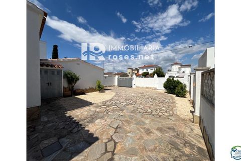 Villa i Empuriabrava, Gerona, Empuriabrava - € 795.000 | Ref: 3365 - foto 39