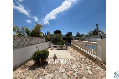 Villa i Empuriabrava, Gerona, Empuriabrava - € 795.000 | Ref: 3751 - foto 27