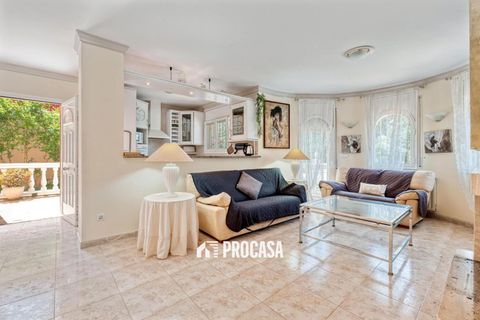 Villa i Empuriabrava, Gerona, Empuriabrava - € 470.000 | Ref: 3752 - foto 8
