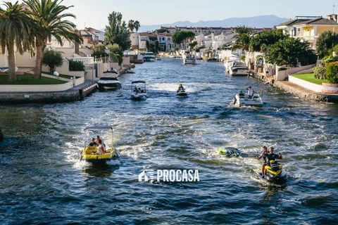 Villa i Empuriabrava, Gerona, Empuriabrava - € 470.000 | Ref: 3752 - foto 34