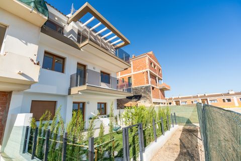 Rækkehus i Benidorm, Alicante, Benidorm - € 465.000 | Ref: NRE 2560 - foto 1