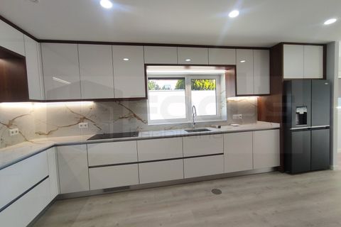 Villa i Aveiro, Aveiro, Aveiro - € 595.000 | Ref: AV25/100 - foto 2