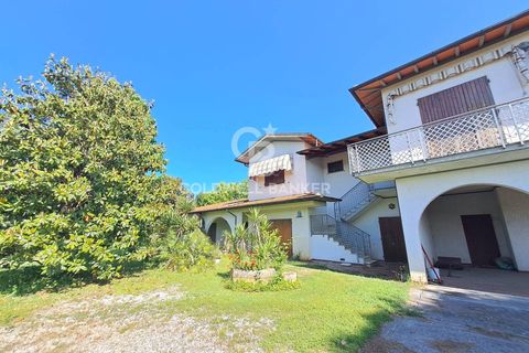 Villa a Pietrasanta, Lucca, Pietrasanta - € 900.000 | Ref: CBI129-2906-130488 - foto 5