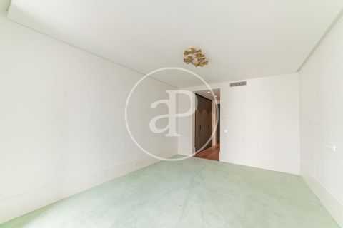Apartament a Madrid, Madrid, Madrid - € 25.000/mes | Ref: AM2505121 - foto 38
