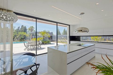Villa i Antibes, Alpes-Maritimes, Antibes - € 3.290.000 | Ref: HH-15800938 - foto 12
