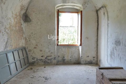 Villa a Cipressa, Imperia, Cipressa - € 180.000 | Ref: 7Q21 - foto 3