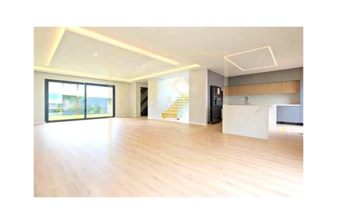 Villa a Carcavelos, Lisbon, Carcavelos - € 7.500/mes | Ref: SV_MOR681 - foto 7