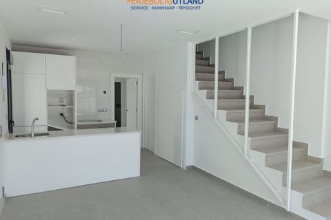 Villa i Daya Nueva, Alicante, Daya Nueva - € 290.000 | Ref: FBU15021 - foto 5