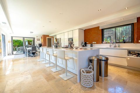 Villa i Sainte-Maxime, Var, Sainte-Maxime - € 2.195.000 | Ref: HH-15787038 - foto 4