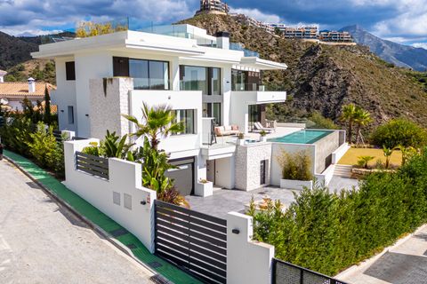 Villa a Benahavis, Malaga, Benahavis - € 4.950.000 | Ref: WB2248 - foto 13