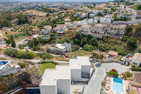 Villa i Mijas Costa, Malaga, Mijas Costa - € 995.000 | Ref: WB2329 - foto 9