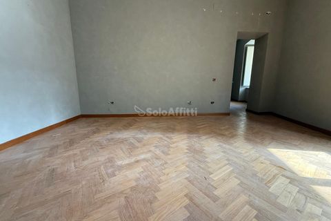 Apartament a Caserta, Caserta, Caserta - € 800/mes | Ref: 2F30 - foto 4