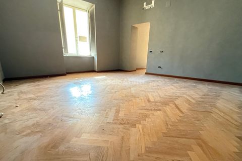 Apartament a Caserta, Caserta, Caserta - € 800/mes | Ref: 2F30 - foto 7