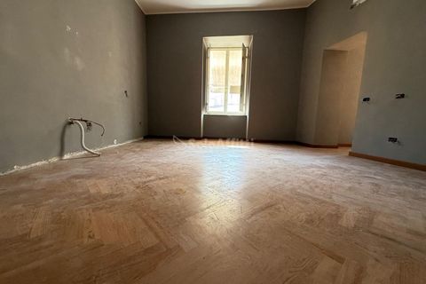 Apartament a Caserta, Caserta, Caserta - € 800/mes | Ref: 2F30 - foto 8