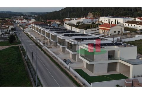 Villa i Rio Maior, Santarem, Rio Maior - € 480.000 | Ref: 150.25 - foto 1