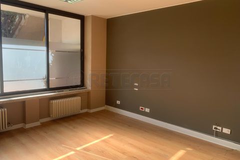 Erhvervsejendom i Seriate, Bergamo, Seriate - € 160.000 | Ref: ILOMM - foto 24