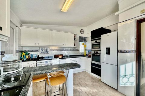 Villa i Albufeira, Faro, Albufeira - € 790.000 | Ref: CNV5624 - foto 4