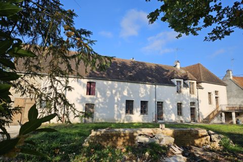 Villa i Beaune, Cote-d'Or, Beaune - € 450.000 | Ref: 4762 - foto 1