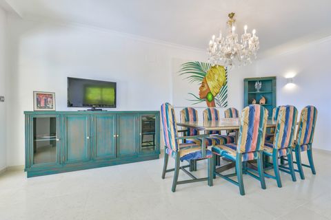 Bungalou a Altea, Alicante, Altea - € 1.500.000 | Ref: 20221117 - foto 11