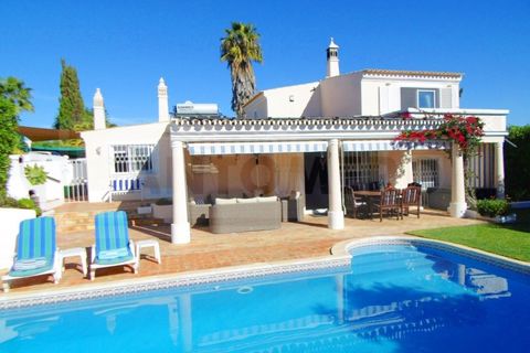 Villa i Guia, Faro, Guia - € 790.000 | Ref: STC2612 - foto 2