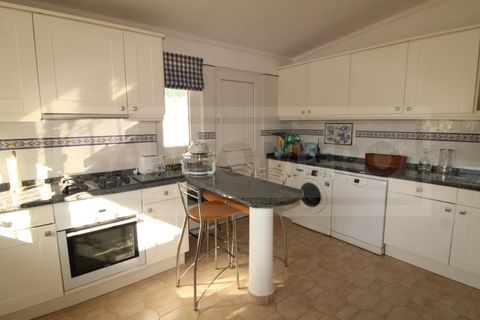 Villa i Guia, Faro, Guia - € 790.000 | Ref: STC2612 - foto 11
