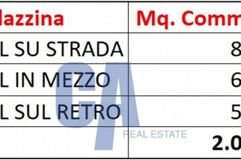 Villa i Milan, Milan, Milan - € 58.333 | Ref: SLAOF001 - foto 24