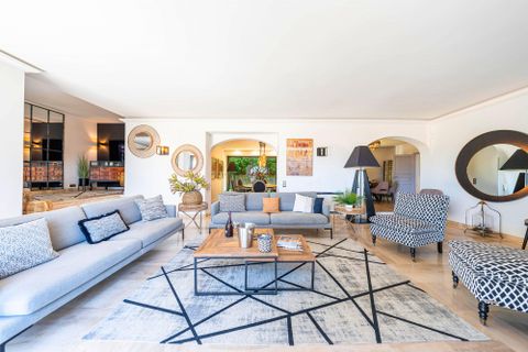 Villa i Saint-Tropez, Var, Saint-Tropez - € 7.000.000 | Ref: VM325-AGENCEDESINVESTISSEURS - foto 10
