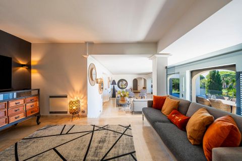 Villa i Saint-Tropez, Var, Saint-Tropez - € 7.000.000 | Ref: VM325-AGENCEDESINVESTISSEURS - foto 11