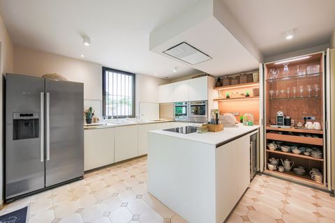 Villa i Saint-Tropez, Var, Saint-Tropez - € 7.000.000 | Ref: VM325-AGENCEDESINVESTISSEURS - foto 15