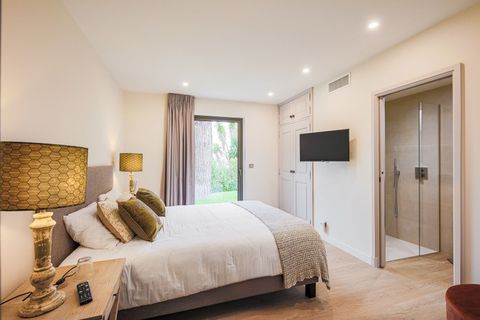 Villa i Saint-Tropez, Var, Saint-Tropez - € 7.000.000 | Ref: VM325-AGENCEDESINVESTISSEURS - foto 17