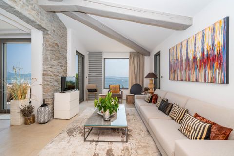 Villa i Saint-Tropez, Var, Saint-Tropez - € 12.000.000 | Ref: VM327-AGENCEDESINVESTISSEURS - foto 13