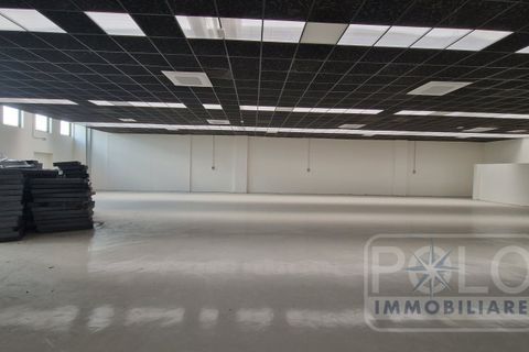 L'establiment comercial a Sona, Verona, Sona - € 3.500/mes | Ref: ABE-3516 - foto 7