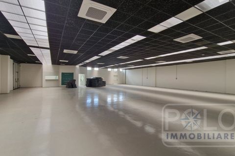 L'establiment comercial a Sona, Verona, Sona - € 3.500/mes | Ref: ABE-3516 - foto 11