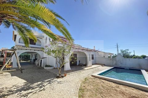 Villa i Guia, Faro, Guia - € 750.000 | Ref: 311/2025 - foto 2