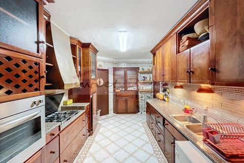 Villa i Guia, Faro, Guia - € 750.000 | Ref: 311/2025 - foto 16