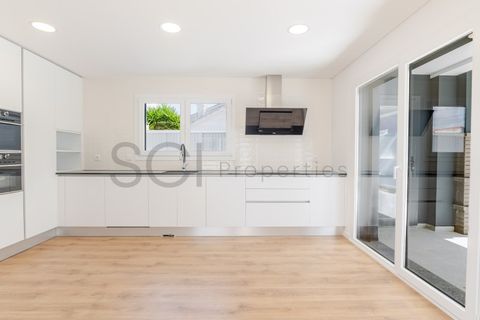 Villa i Almada, Setubal, Almada - € 925.000 | Ref: 10385 - foto 16