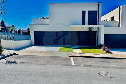 Rækkehus i Braga, Braga, Braga - € 600.000 | Ref: NH640A - foto 1