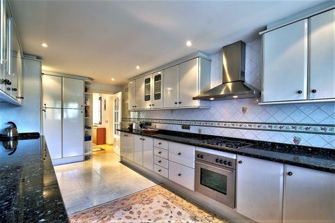 Villa i Marbella, Malaga, Marbella - € 2.400.000 | Ref: SPP3979624-FO - foto 17