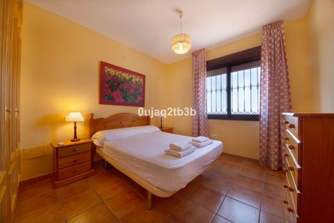 Villa a Estepona, Malaga, Estepona - € 995.000 | Ref: SPP3975967-FOAF - foto 16