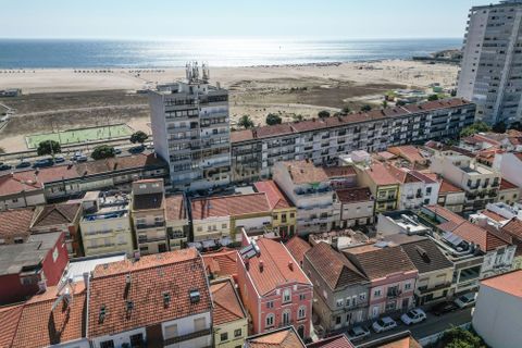 Erhvervsejendom i Buarcos, Coimbra, Buarcos - € 825.000 | Ref: C0372-01428 - foto 12