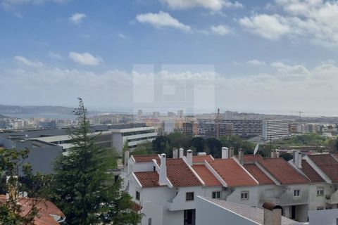 Rækkehus i Amadora, Lisbon, Amadora - € 1.120.000 | Ref: MOR_10389 - foto 49