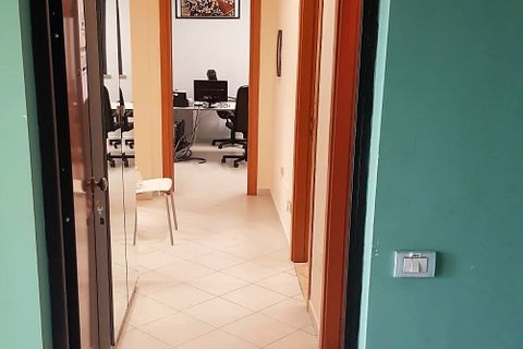 L'establiment comercial a Quartucciu, Cagliari, Quartucciu - € 600/mes | Ref: 1171 - foto 3