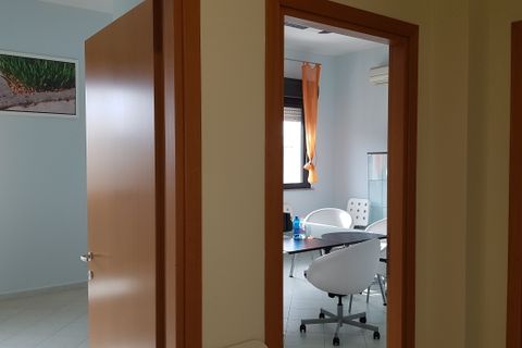 L'establiment comercial a Quartucciu, Cagliari, Quartucciu - € 600/mes | Ref: 1171 - foto 9